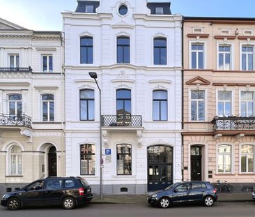 Herrschaftliche Beletage Altbau-Wohnung auf dem Westwall! - Photo 2