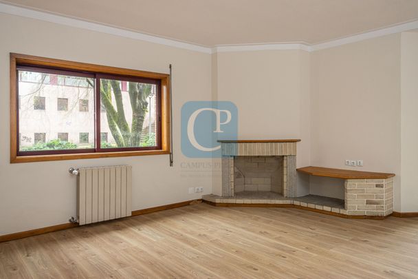 Apartamento T3 em Porto - Foto 1