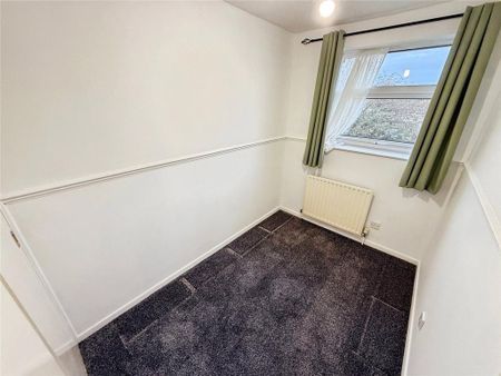 2 bedroom semi-detached house to rent - Photo 2