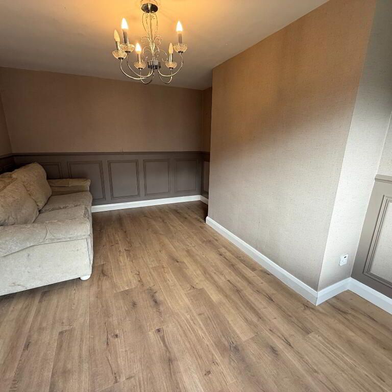 47 Springdale, Dungannon, BT70 1EJ - Photo 1