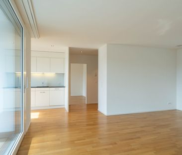 Moderne 2.5-Zimmer-Wohnung mit Loggia im Herzen von Wil - Photo 1