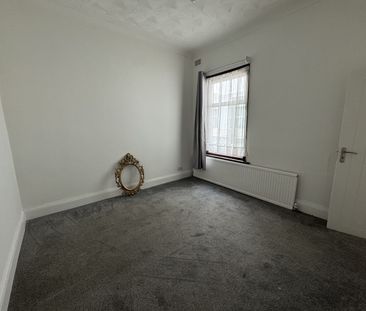 Room in a Shared House, Penge Road, E13 - Photo 6