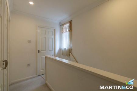 3 bedroom detached house to rent - Photo 4