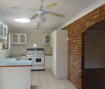 25 Naranga Street - Photo 2