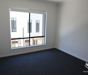 3 Bedroom Townhouse $500/week - Photo 3