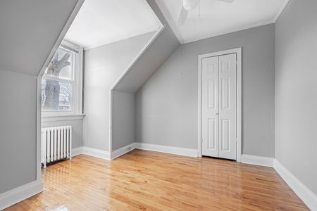 For Lease - 8 Thirty Third Street Unit# 4, Toronto, Ontario - Photo 2