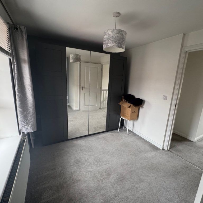 2 Bedroom Flat / Apartment - Tavistock Road, Southampton - Photo 1