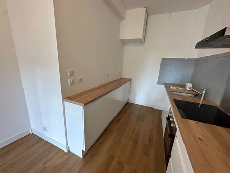 A LOUER VIDE A L'ANNEE Appartement Guerande 3 pièce(s) 68.62 m2 - Photo 2