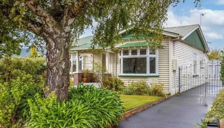 Character and Charm - Photo 5