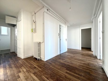 Location Appartement 4 pièces 110m² BREST 29200 - Photo 3