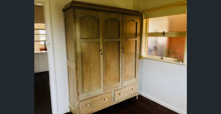 CUTE SCARBOROUGH FLAT WITH OUTDOOR AMENITIES - Photo 5