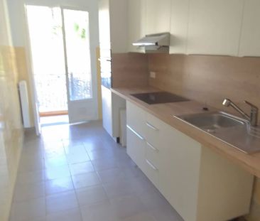 Location Appartement 3 pièces 81m² NICE 06100 - Photo 3