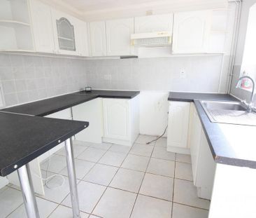 2 bedroom house to rent - Photo 2