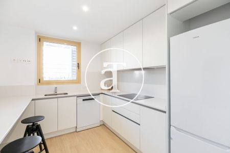 Apartment for rent with 2 bedrooms, studio and balcony in Badalona - Photo 2