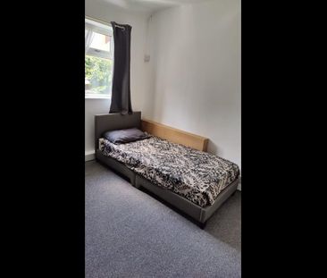 Room in a Shared Flat, Deepdene Close, NG8 - Photo 1