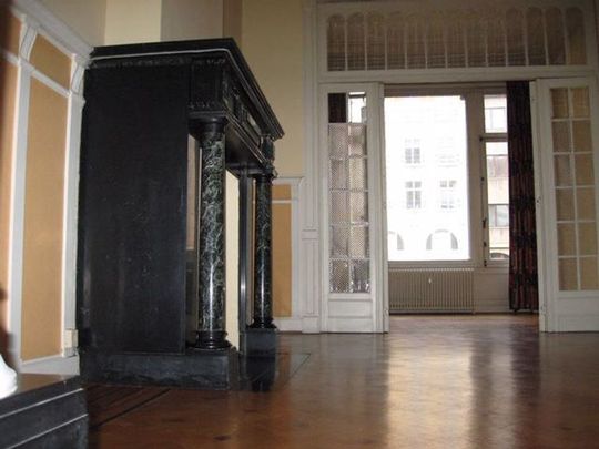 Appartement te huur - Photo 1