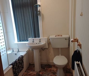 2 Bed Terraced House, Compton Crescent, LS9 - Photo 6