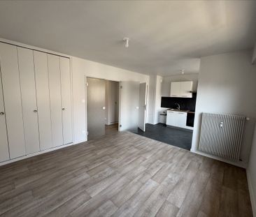 Location Appartement 2 pièces 45m² - Photo 6