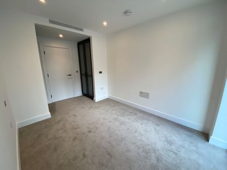 Bowden House, SW11, London - Photo 4