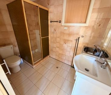 Great and affordable living - Photo 6