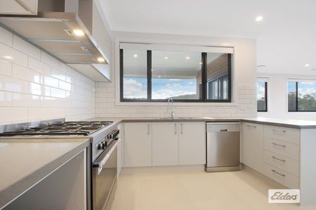 Brand new living close to School! - Photo 5