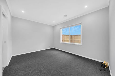 BRAND NEW 4 Bedroom Home! - Photo 3