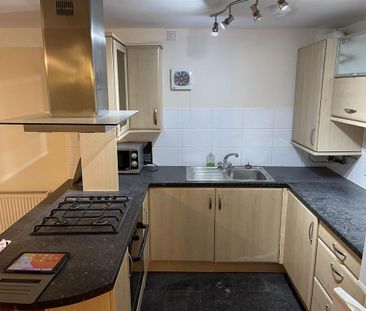 2 bedroom apartment to rent - Photo 6