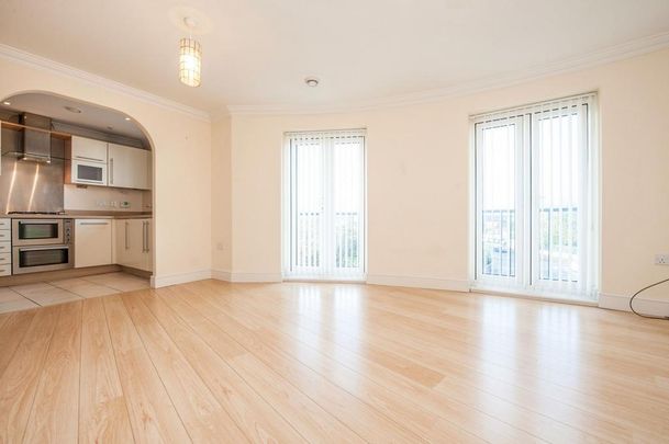 2 bedroom flat to rent - Photo 1