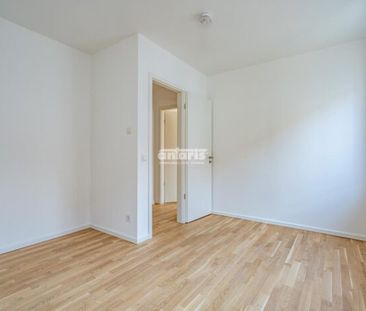 ** Moderne 3-Raum-Wohnung mit LOGGIA und EINBAUKÜCHE direkt im Zent... - Photo 3