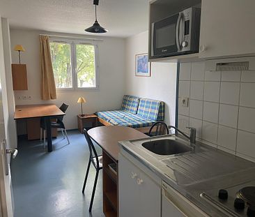 Location Appartement 1 pièce 19 m² - Photo 1