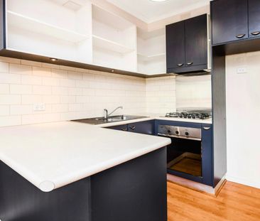 10/18 Tongue Street, Yarraville VIC 3013 - Apartment For Rent | Domain - Photo 4