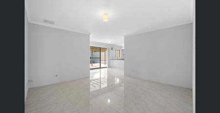 Modern spacious home - Photo 4