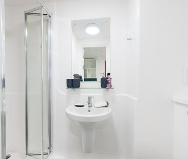 Studio to rent - Photo 6
