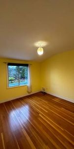 Entire house Point Grey 3 Bed 2 bath - Photo 3