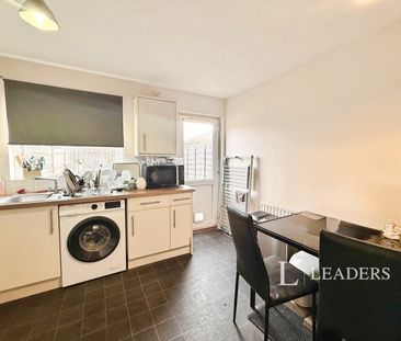 2 bedroom house to rent Pepper Drive, Burgess Hill, RH15 - Photo 4