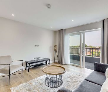 Impressive 2 bedroom apartment on the 2nd floor of a small new buil... - Photo 3