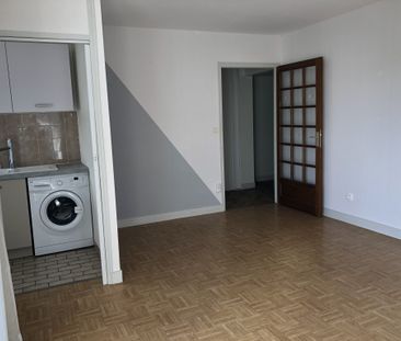 Location Appartement 1 pièce 33m² SAUMUR 49400 - Photo 3