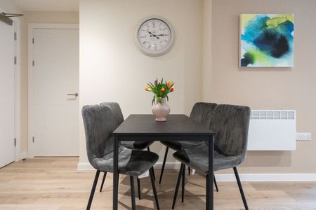 2 Bed Flat, Richmond Row, L3 - Photo 4