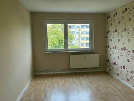 Große 3-Zimmer-Wohnung mit prima Aussicht - Foto 5