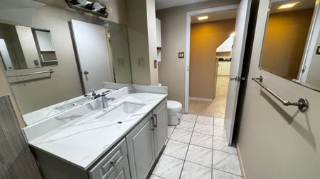 For Lease - 45 WEXFORD Road, Brampton, Ontario - Photo 2