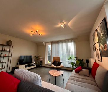 Ruim landelijk gelegen appartement met 2 autostaanplaatsen - Photo 4