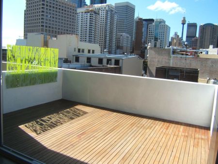 Modern One Bedroom Apartment with City Views! - Photo 3