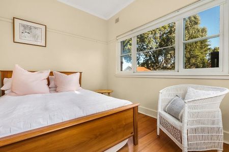 Character Filled Home in Prime Ashburton Location - Photo 2