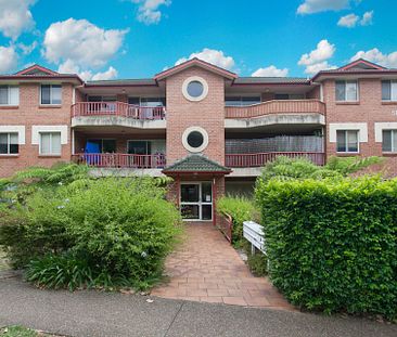 Two Bedroom Unit with Tandem Garage - Photo 2