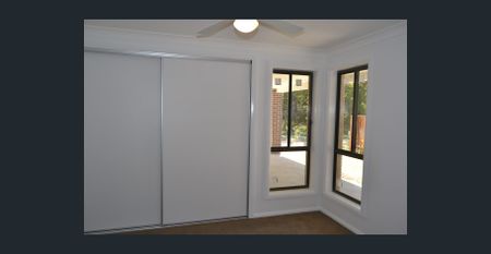 Low Maintenance Villa - Photo 5