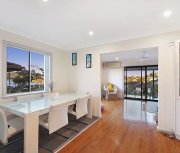 Stunning Water Views & Sought-After Saratoga Location - Photo 3