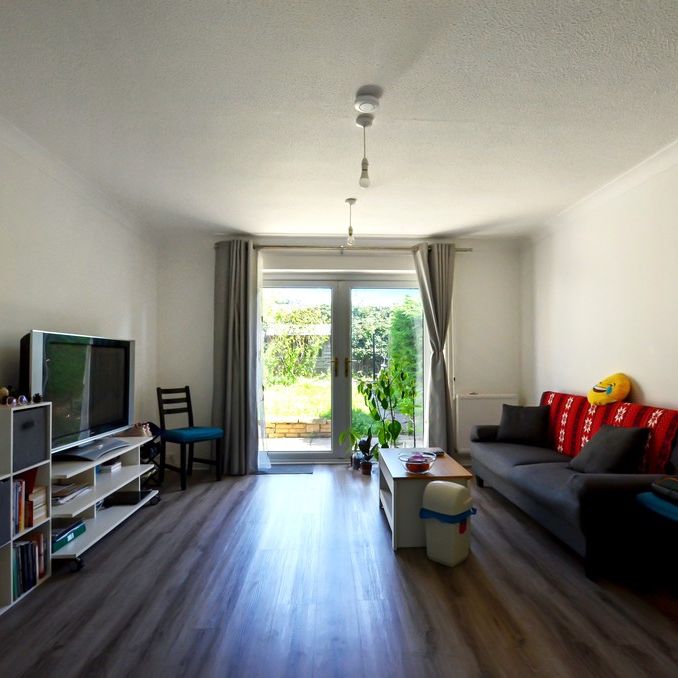 A modern two bedroom terraced home, offering good sized accommodation and enclosed garden. The property is within walking distance of Cambridge North Railway Station and the River Cam. - Photo 1