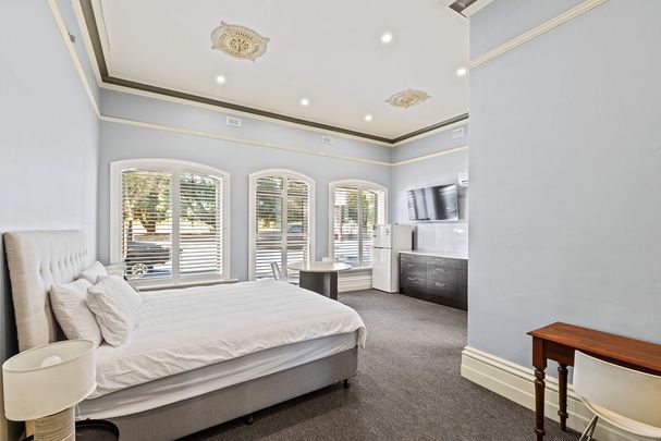 12-bedroom shared house, O'CONNELL street - Photo 1