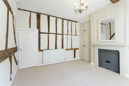 5 Bedroom House - Canon Street, Winchester - Photo 4