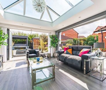 5 bedroom detached house to rent - Photo 3
